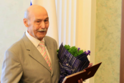Солнце в наших сердцах — Рашит Шакур