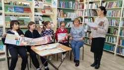 Литературный час «Поэт всех времен и народов», посвященный 100-летию со дня рождения Расула Гамзатова