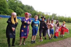 Дворовые площадки продолжаются