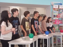 В Наумовской библиотеке активно используют комплект оборудования для проведения командных интеллектуальных игр